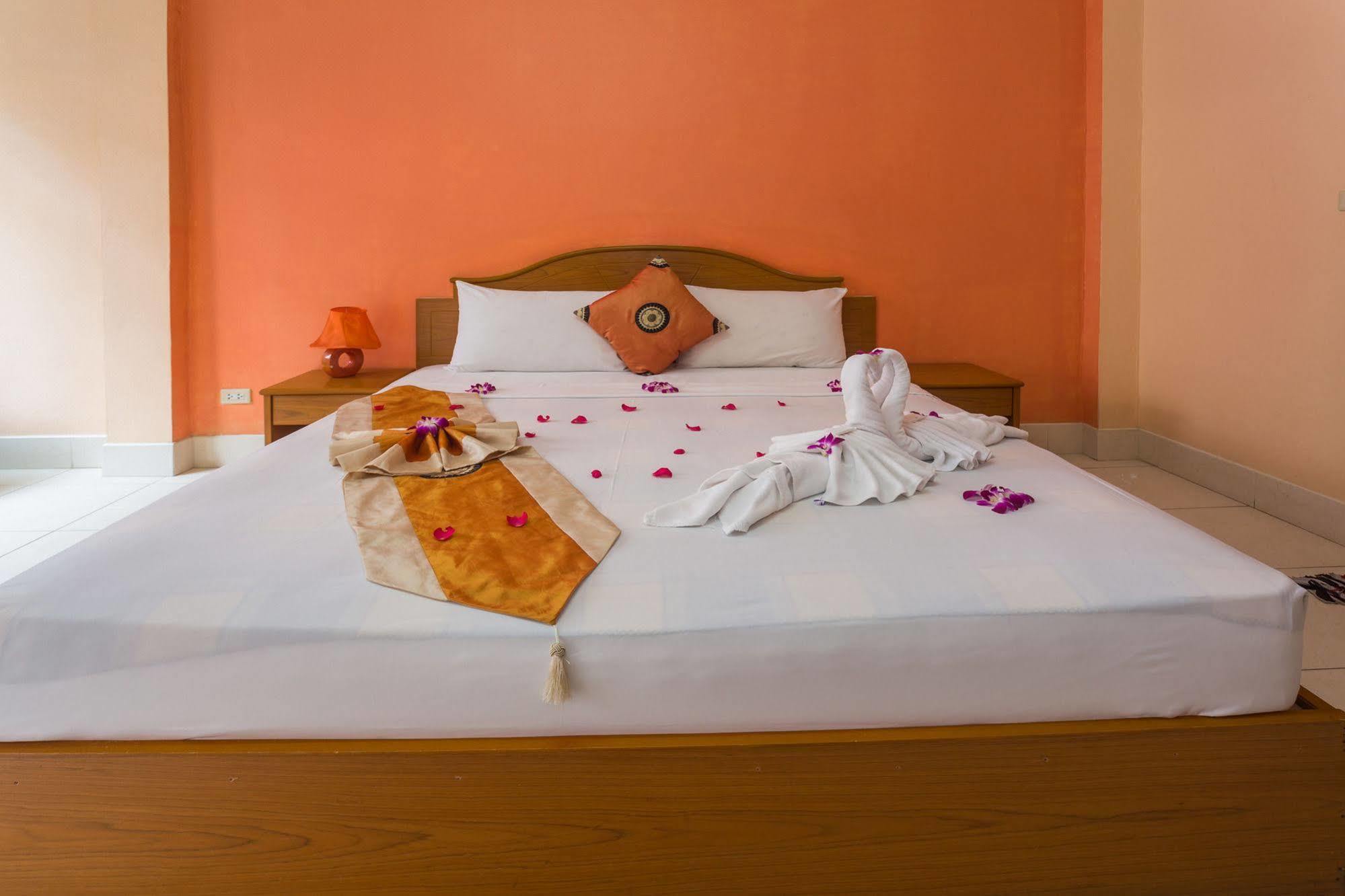 Guesthouse Belvedere Patong Zewnętrze zdjęcie